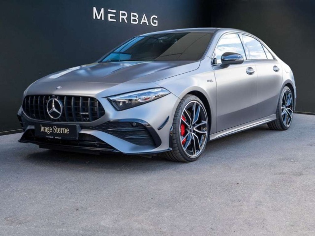 Mercedes-Benz A 35 AMG