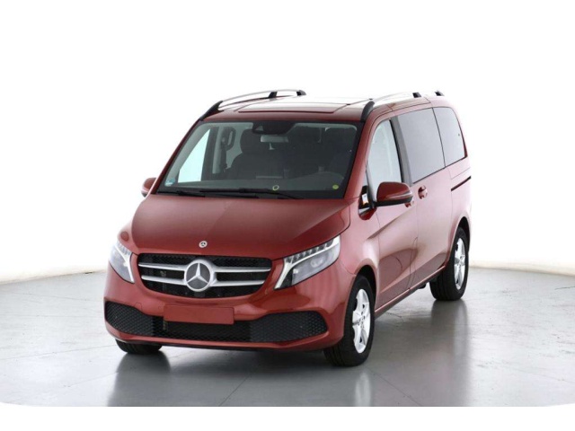 Mercedes-Benz V 220