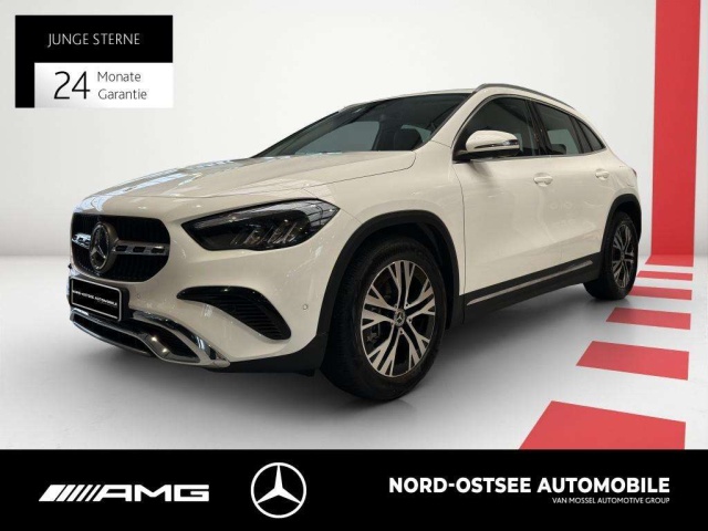 Mercedes-Benz GLA 220