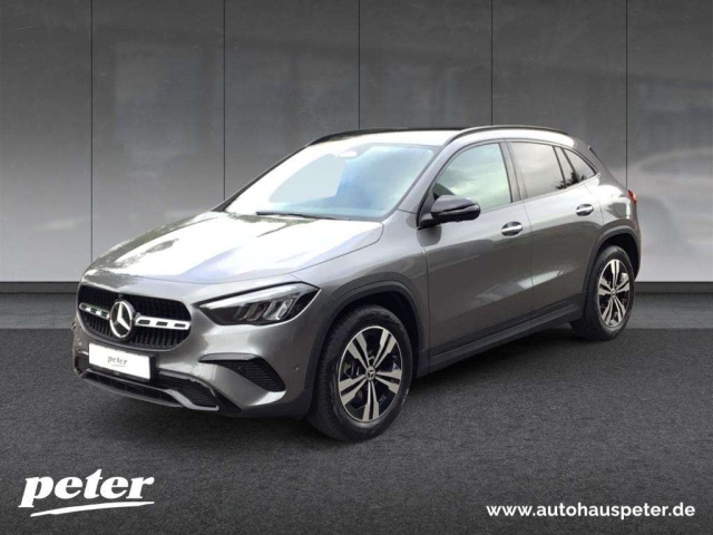 Mercedes-Benz GLA 220