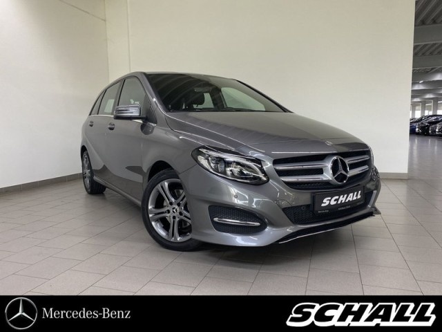 Mercedes-Benz B 180