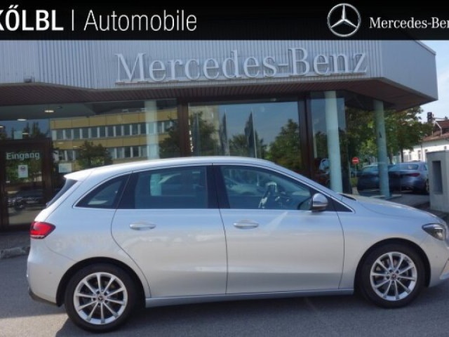 Mercedes-Benz B 200