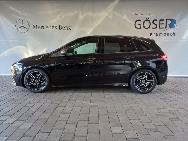 Mercedes-Benz B 220