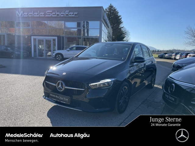 Mercedes-Benz B 220