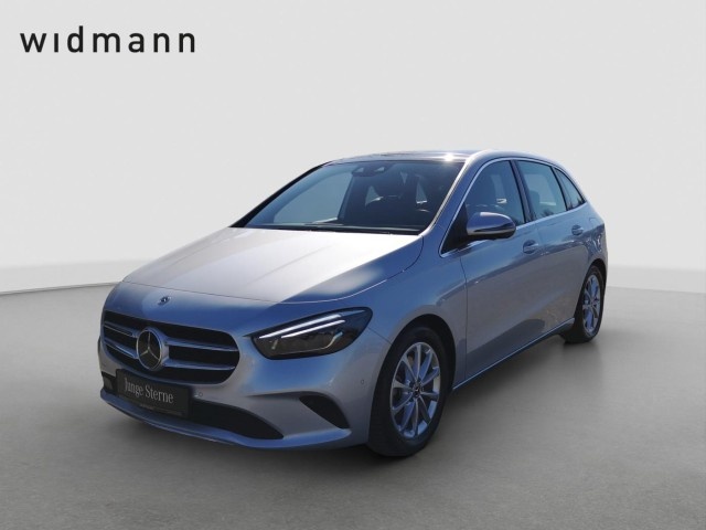 Mercedes-Benz B 220