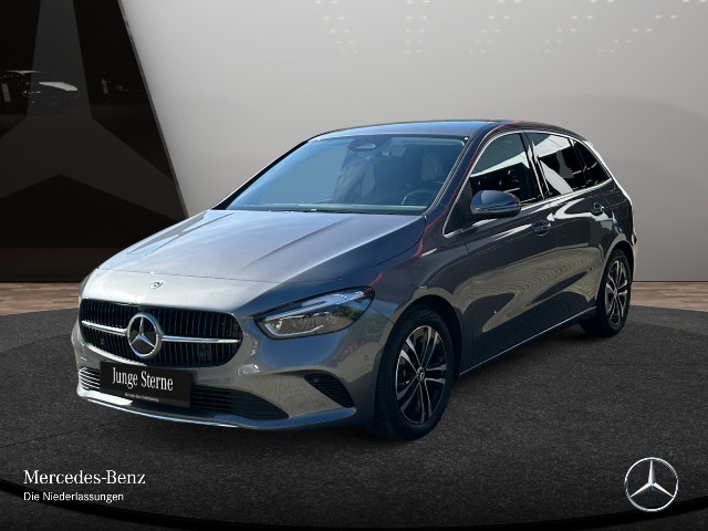 Mercedes-Benz B 220
