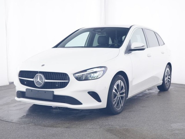 Mercedes-Benz B 220