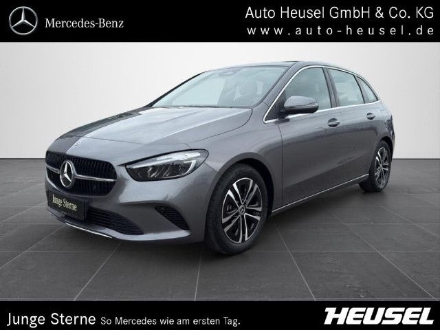 Mercedes-Benz B 220