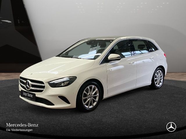 Mercedes-Benz B 220