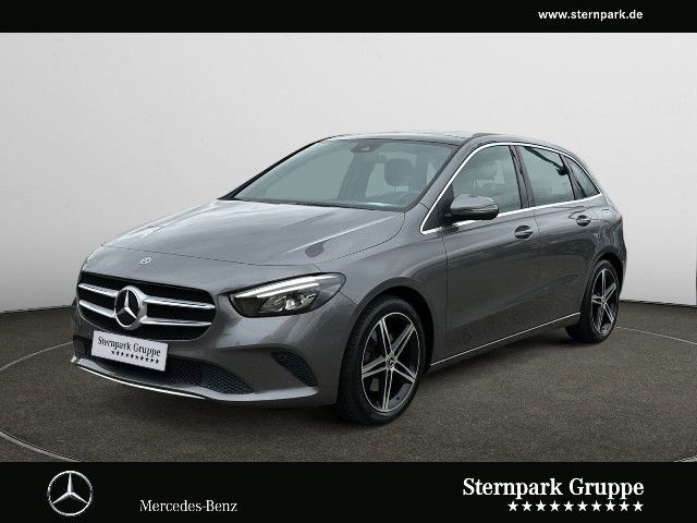 Mercedes-Benz B 220