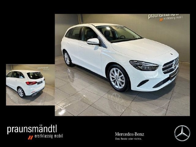 Mercedes-Benz B 220