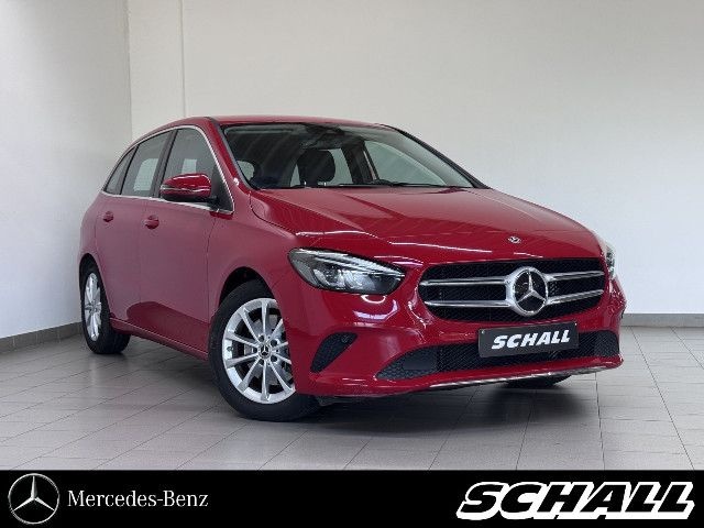 Mercedes-Benz B 220