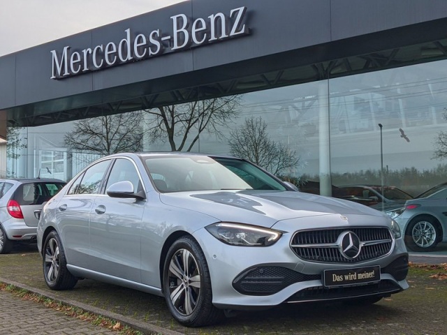 Mercedes-Benz C 220