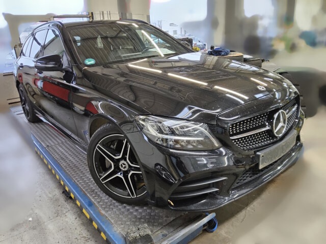 Mercedes-Benz C 300