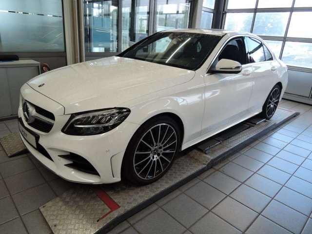 Mercedes-Benz C 300