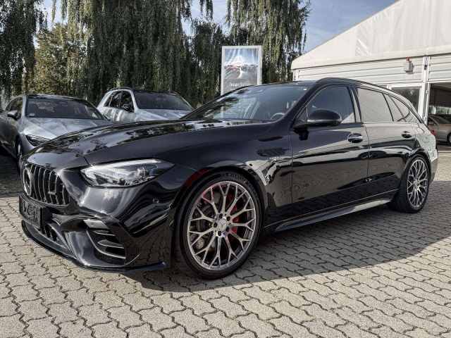 Mercedes-Benz C 63 AMG