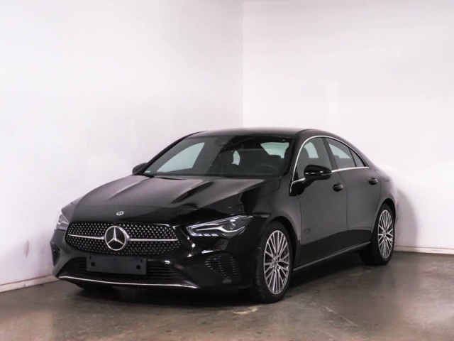 Mercedes-Benz CLA 180
