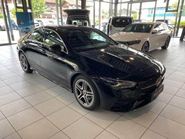Mercedes-Benz CLA 180