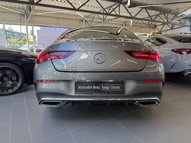 Mercedes-Benz CLA 180