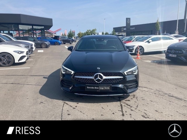 Mercedes-Benz CLA 200