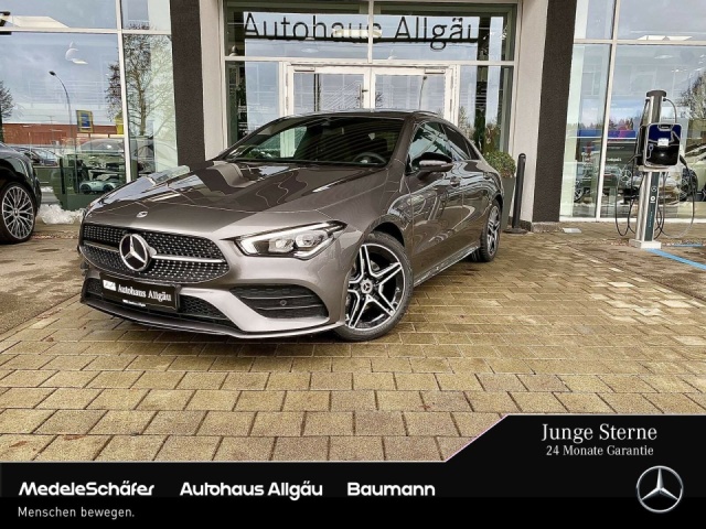 Mercedes-Benz CLA 200