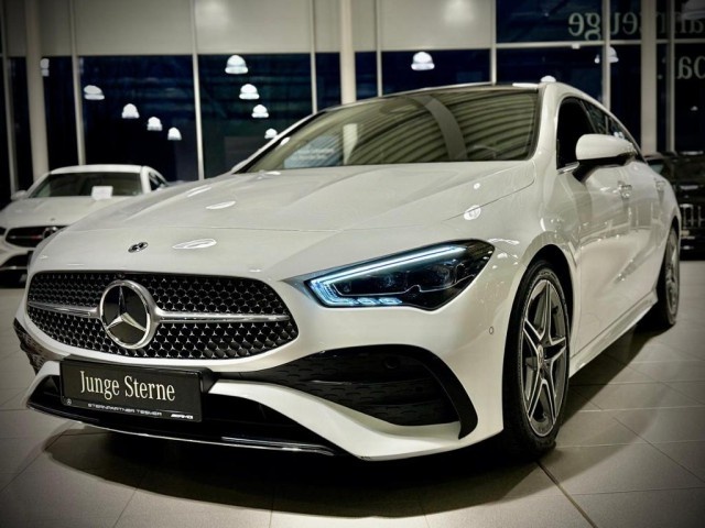 Mercedes-Benz CLA 200