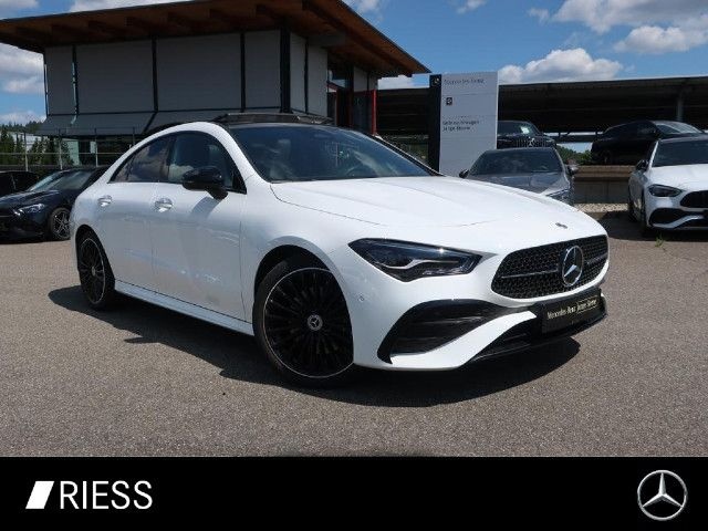Mercedes-Benz CLA 200