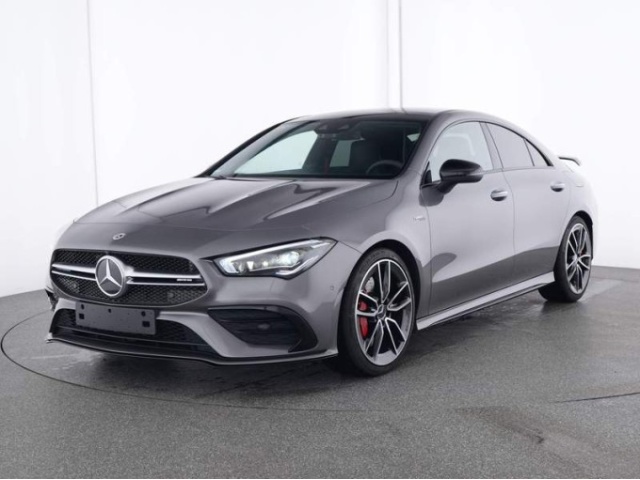 Mercedes-Benz CLA 35 AMG