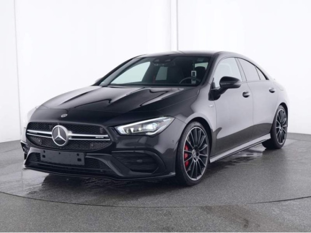 Mercedes-Benz CLA 35 AMG