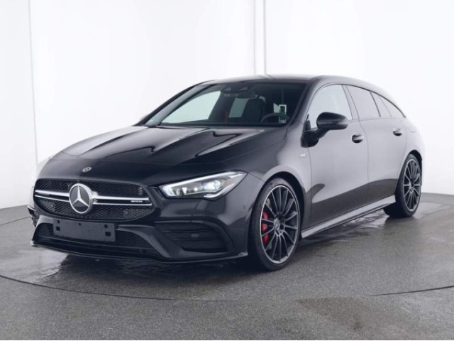 Mercedes-Benz CLA 35 AMG