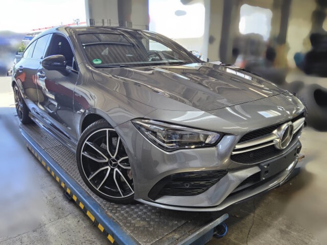 Mercedes-Benz CLA 35 AMG