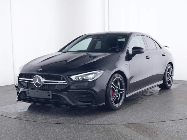 Mercedes-Benz CLA 35 AMG