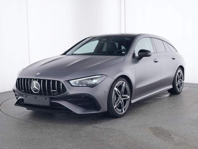 Mercedes-Benz CLA 35 AMG