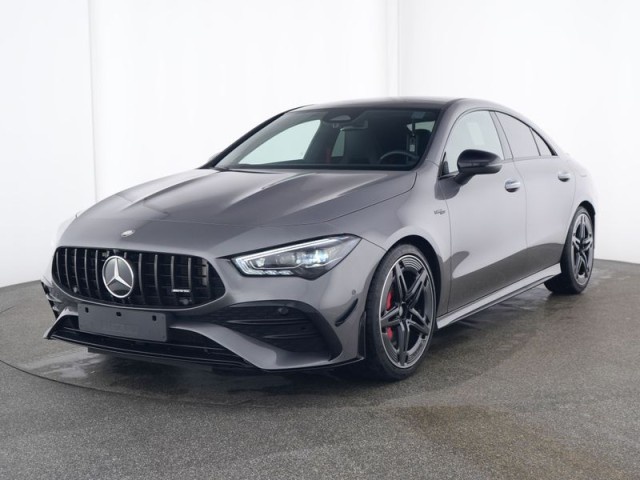 Mercedes-Benz CLA 35 AMG