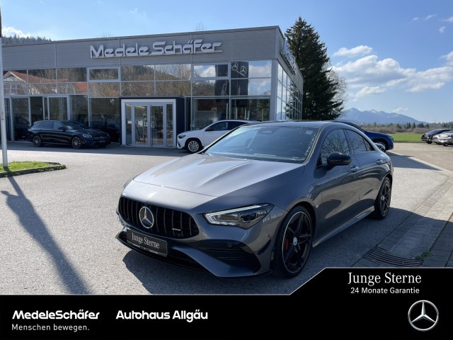 Mercedes-Benz CLA 35 AMG