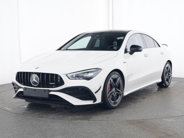 Mercedes-Benz CLA 35 AMG