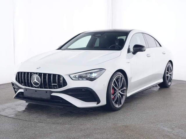 Mercedes-Benz CLA 35 AMG
