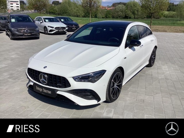Mercedes-Benz CLA 35 AMG