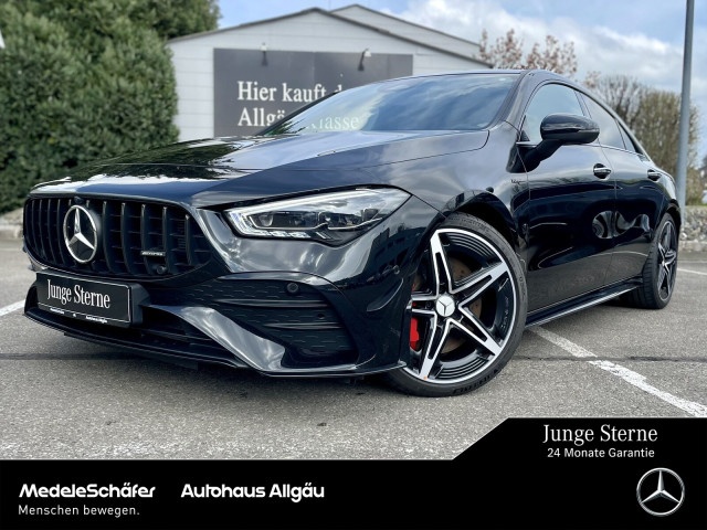 Mercedes-Benz CLA 35 AMG