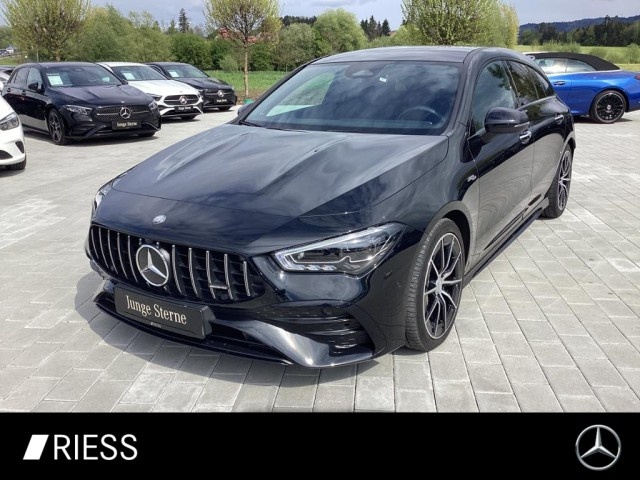 Mercedes-Benz CLA 35 AMG