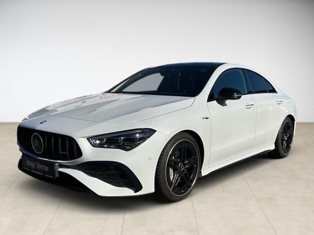 Mercedes-Benz CLA 35 AMG