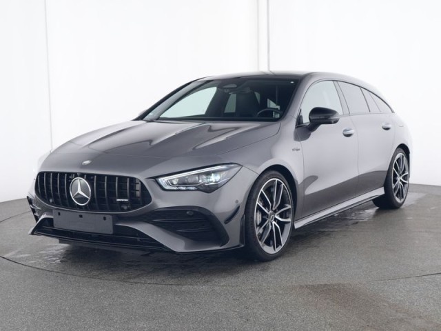 Mercedes-Benz CLA 35 AMG