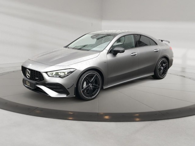 Mercedes-Benz CLA 35 AMG
