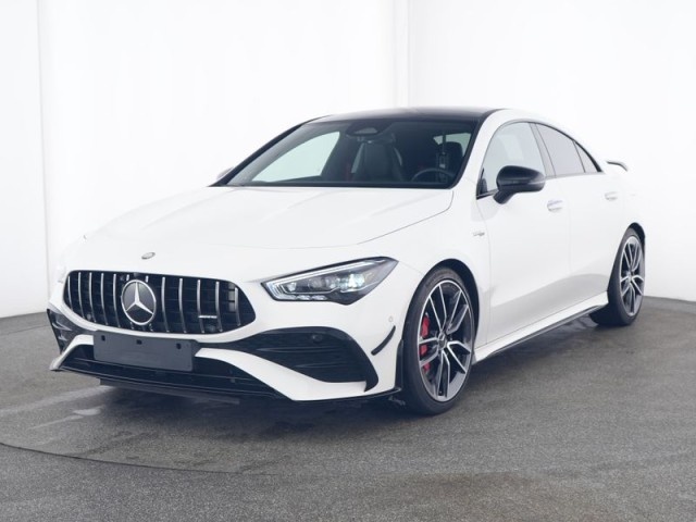 Mercedes-Benz CLA 35 AMG