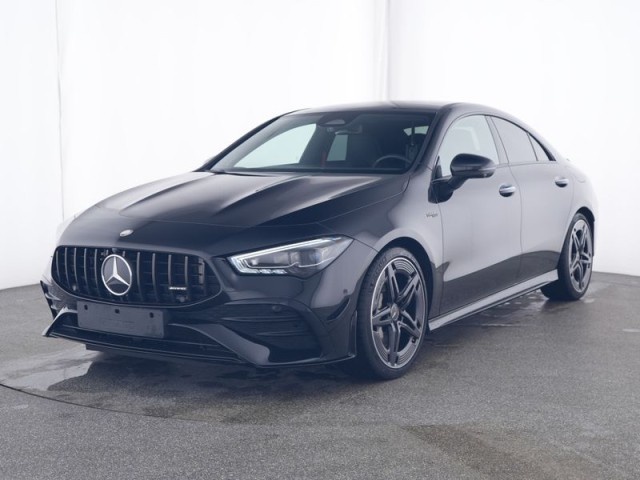 Mercedes-Benz CLA 35 AMG
