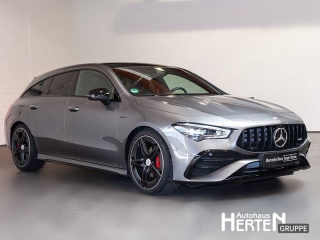 Mercedes-Benz CLA 35 AMG