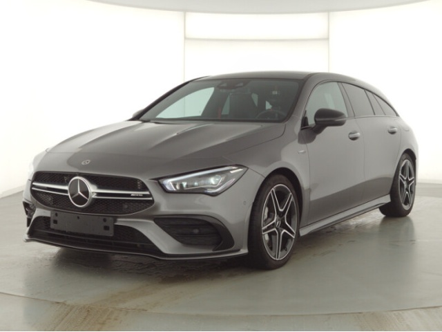 Mercedes-Benz CLA 35 AMG