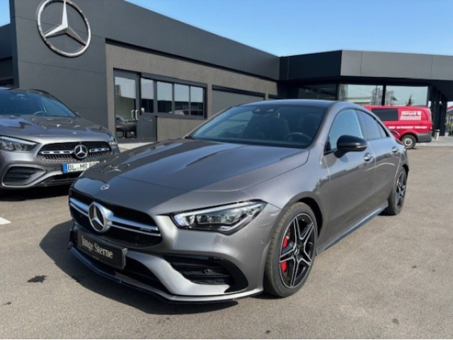 Mercedes-Benz CLA 35 AMG