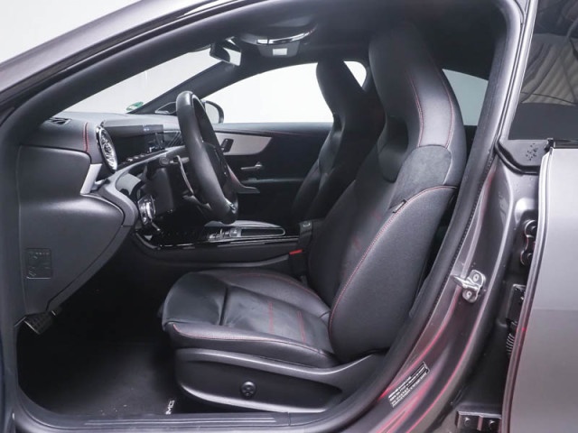 Mercedes-Benz CLA 45 AMG