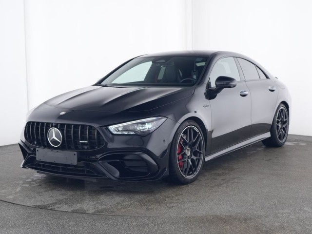Mercedes-Benz CLA 45 AMG